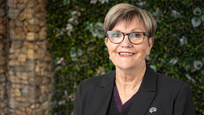 Julie Callander - Branch Manager - Mobile
