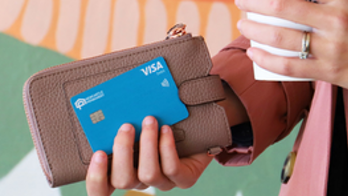 Worldwide access with Visa Card